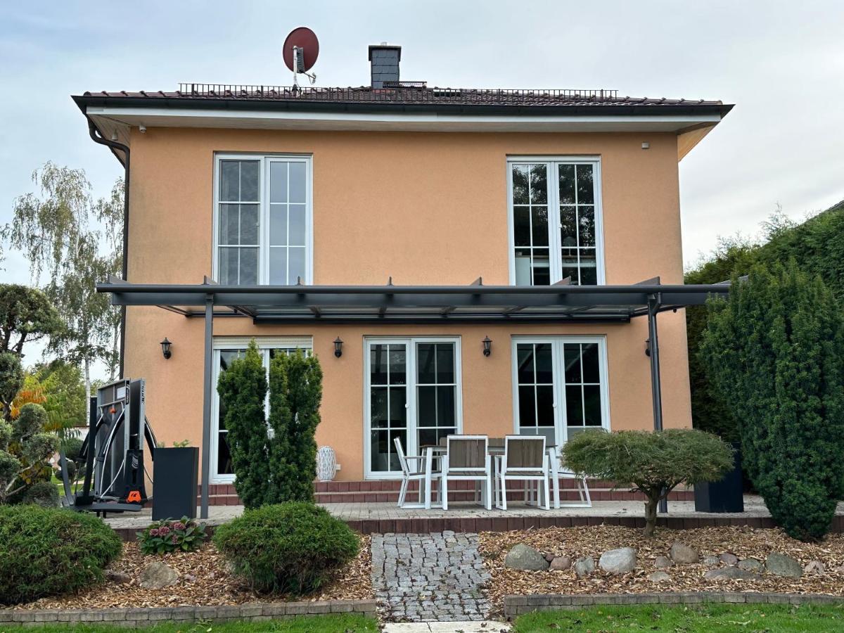 Leipziger Stadtvilla: Geräumig und Zentral mit Garten Exterior photo
